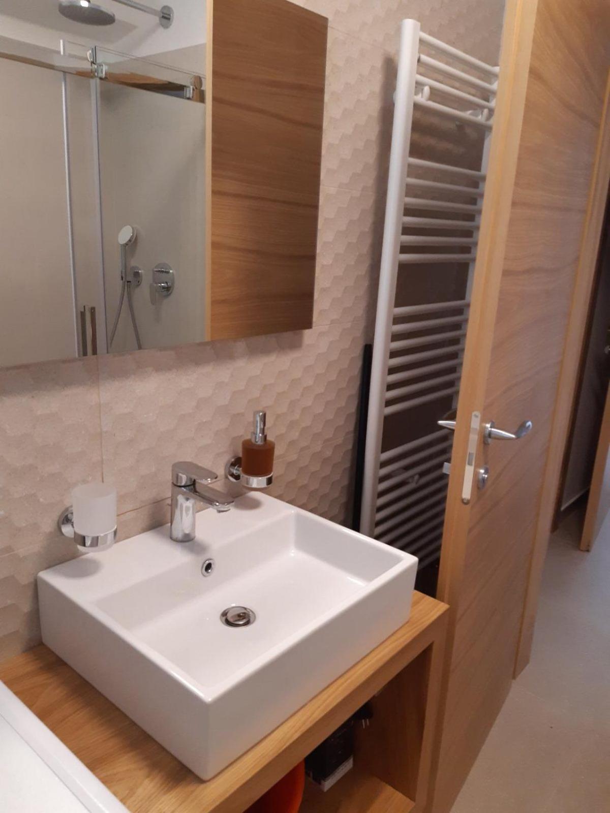 מאלינסקה Apartments Cerovic מראה חיצוני תמונה
