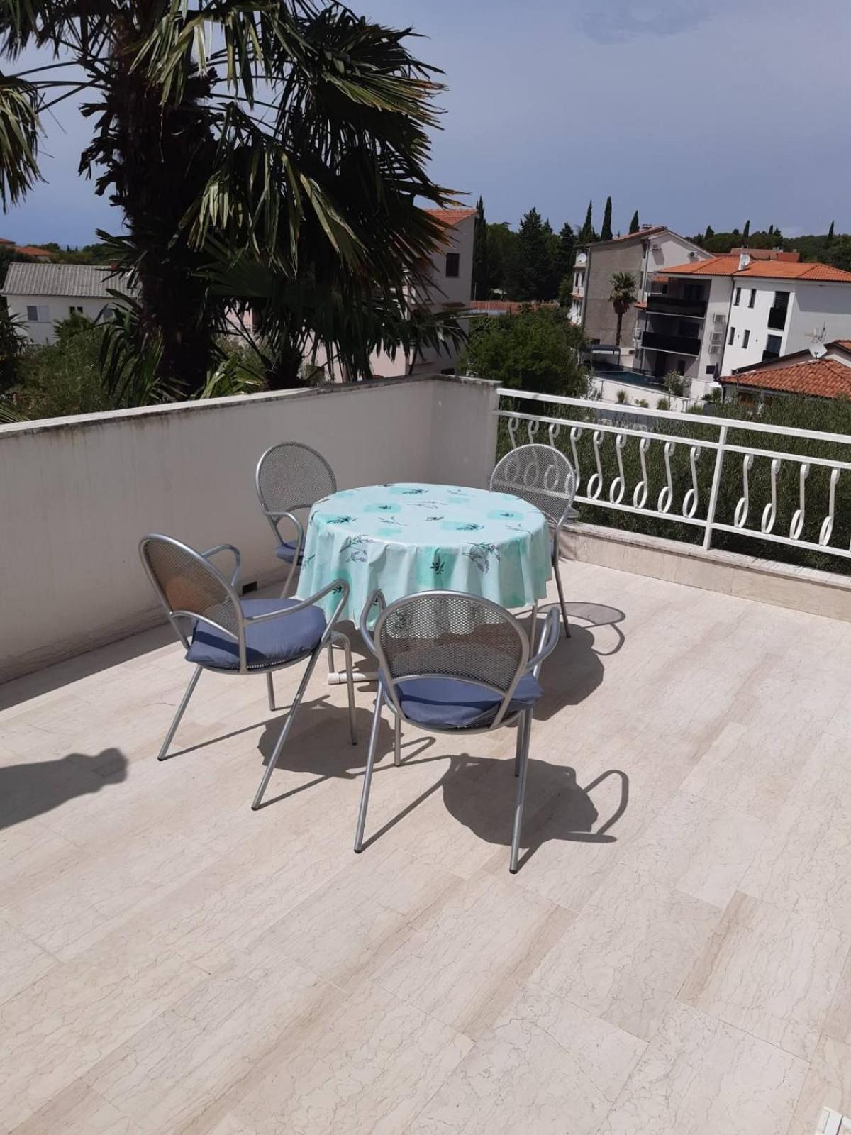 מאלינסקה Apartments Cerovic מראה חיצוני תמונה